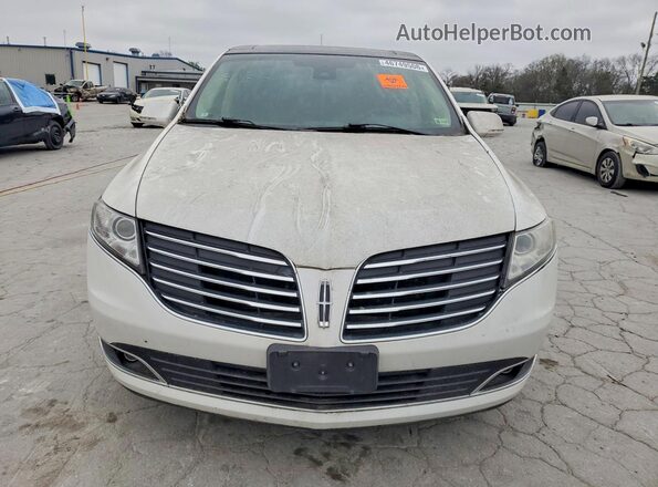 2LMHJ5AT1HBL00789 2017 LINCOLN MKT Белый Вид спереди