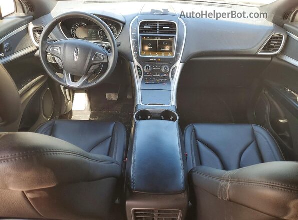 2LMPJ6JR3HBL11041 2017 LINCOLN MKX Серый Вид панели приборов