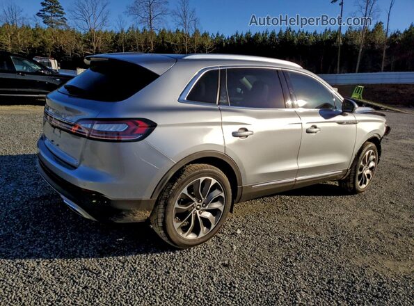 2LMPJ6K90NBL21178 2022 LINCOLN NAUTILUS Silver Tył prawy