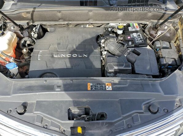 2LMPJ6LR6JBL48698 2018 LINCOLN MKX Burgundy Вид задньої частини салону