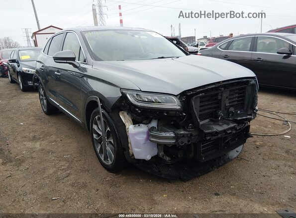 2LMPJ8K97PBL20592 2023 LINCOLN NAUTILUS Серый Передняя правая четверть