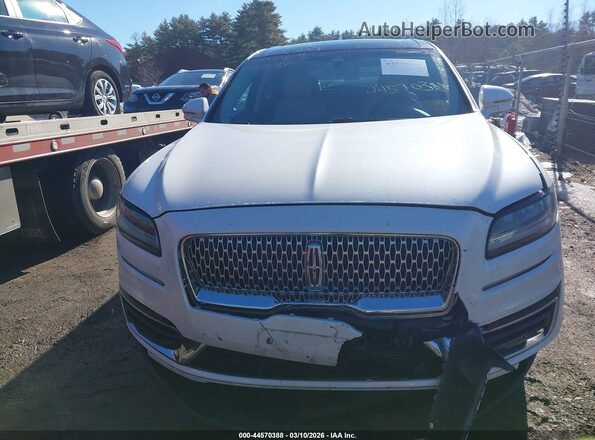2LMPJ8L9XKBL64982 2019 LINCOLN NAUTILUS White ხელსაწყოთა პანელის ხედი
