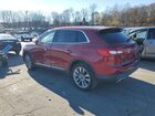 2017 Lincoln Mkx Reserve Красный vin: 2LMPJ8LPXHBL51897