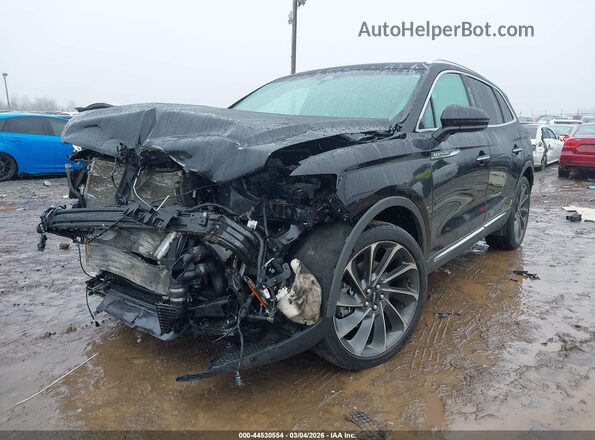 2LMPJ8LPXKBL56167 2019 LINCOLN NAUTILUS Черный Вид спереди