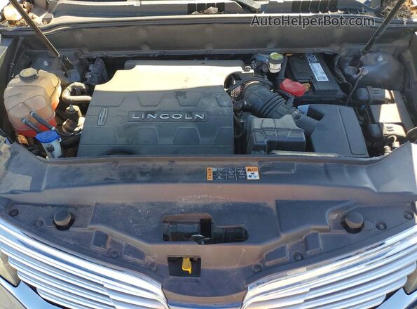 2LMPJ8LR8JBL38105 2018 LINCOLN MKX Blue Widok komory silnika
