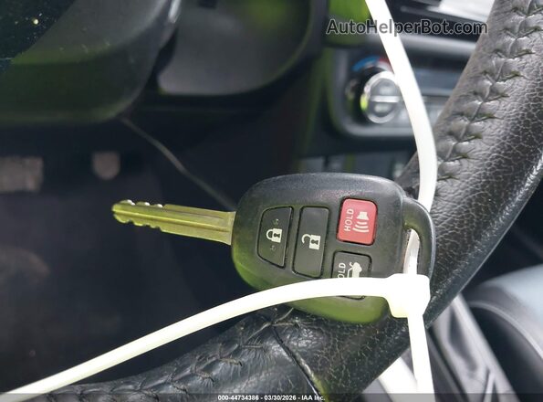 2T1BURHE0GC656619 2016 TOYOTA LL Silver Widok deski rozdzielczej