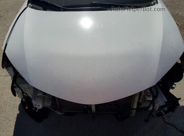 2T1BURHE0HC868986 2017 TOYOTA LL Белый Вид задней части салона