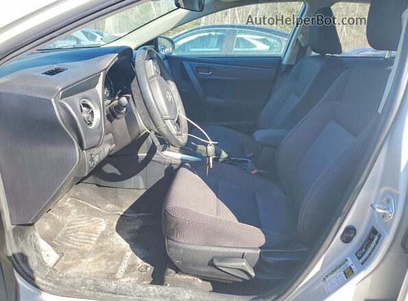 2T1BURHE4JC978462 2018 TOYOTA LL Gray Vista interior delantera