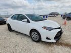 2019 Toyota Corolla Le White vin: 2T1BURHE4KC166354