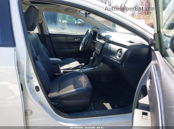 2T1BURHE6JC048613 2018 TOYOTA LL White Widok wnętrza z przodu