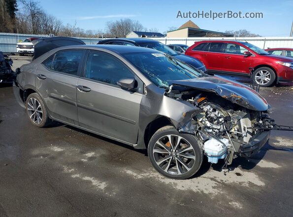 2T1BURHE7JC071799 2018 TOYOTA LL Серый Передняя правая четверть
