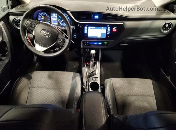 2T1BURHE9JC006565 2018 TOYOTA LL Синий Вид панели приборов