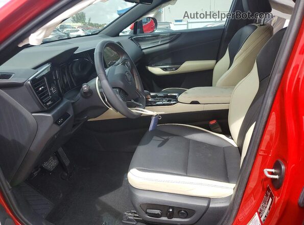 2T2ADCAZ7PC005327 2023 LEXUS NX Красный Вид салона спереди