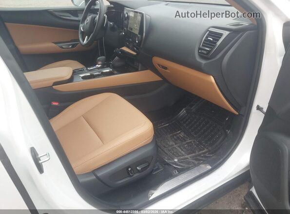 2T2AGCEZ7SC082385 2025 LEXUS NX 350 White Widok wnętrza z przodu