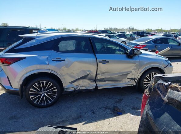 2T2BAMBA3SC056229 2025 LEXUS RX 350 Серебряный Вид задней части салона