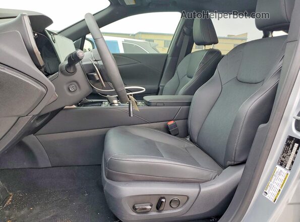 2T2BAMBA6SC063675 2025 LEXUS RX Silver Vista interior delantera