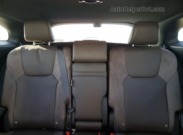 2T2BAMCA8PC038511 2023 LEXUS RX White Вид задніх сидінь