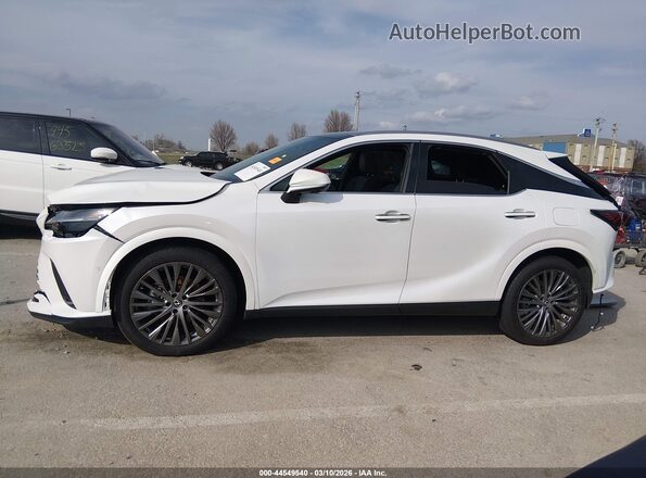 2T2BBMCA0RC053505 2024 LEXUS RX 350H White Widok wnętrza z tyłu