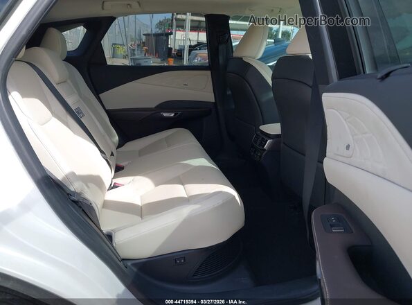 2T2BBMCA6PC011496 2023 LEXUS RX 350H White Widok naklejki z numerem VIN