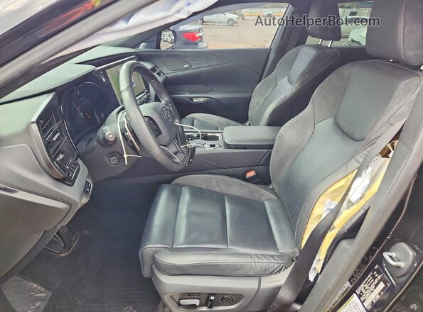 2T2BBMCAXPC021321 2023 LEXUS RX Черный Вид салона спереди