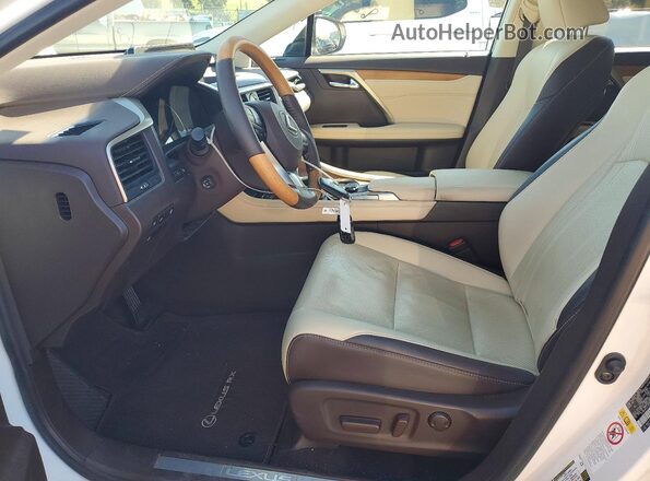 2T2BGMCA2JC026649 2018 LEXUS RX Белый Вид салона спереди