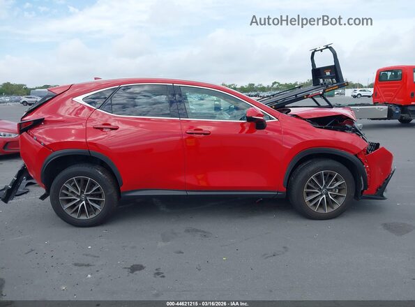 2T2GGCEZ7SC077665 2025 LEXUS NX 350 Red Widok wnętrza z tyłu