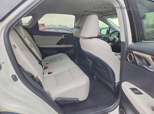 2T2HZMAA9LC180818 2020 LEXUS RX White Widok wnętrza z tyłu