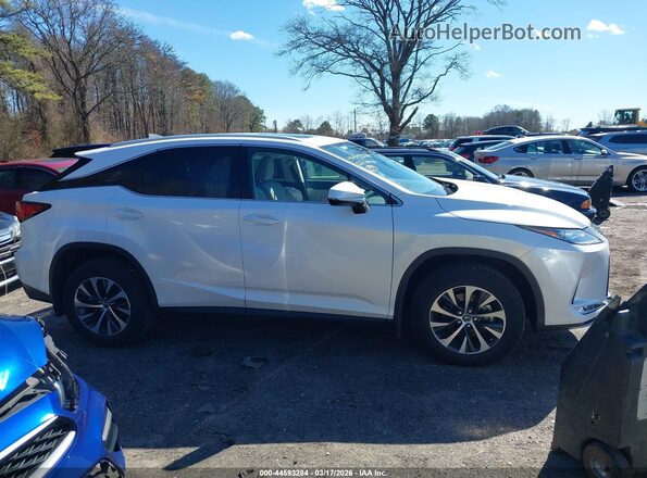 2T2HZMDAXNC365782 2022 LEXUS RX 350 White Widok wnętrza z tyłu