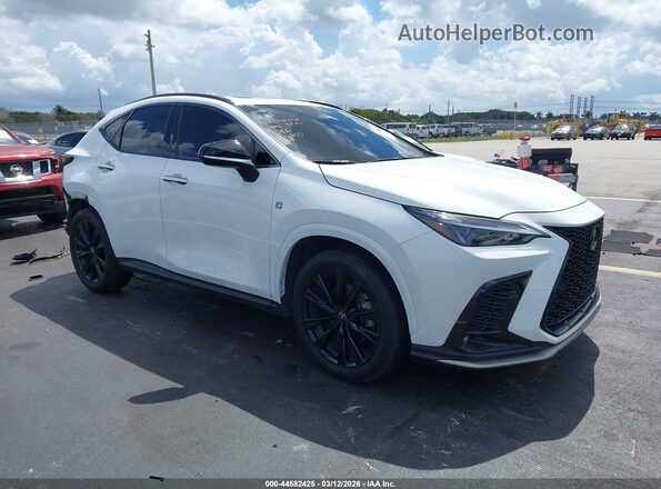 2T2KGCEZ1RC034525 2024 LEXUS NX 350 Белый Передняя правая четверть