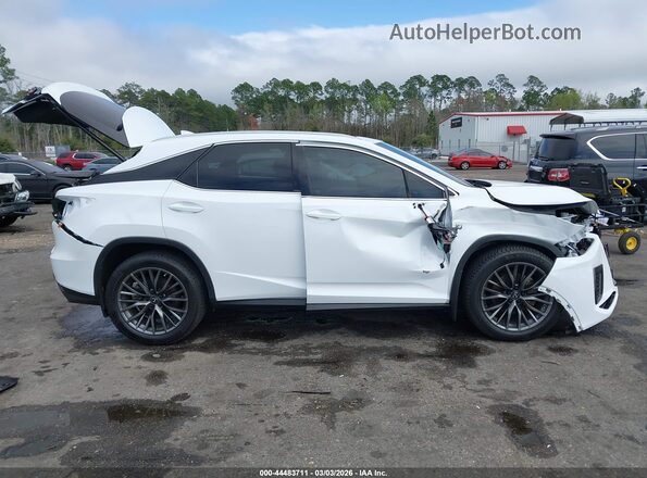 2T2YZMDAXNC358735 2022 LEXUS RX 350 White 360 interior view