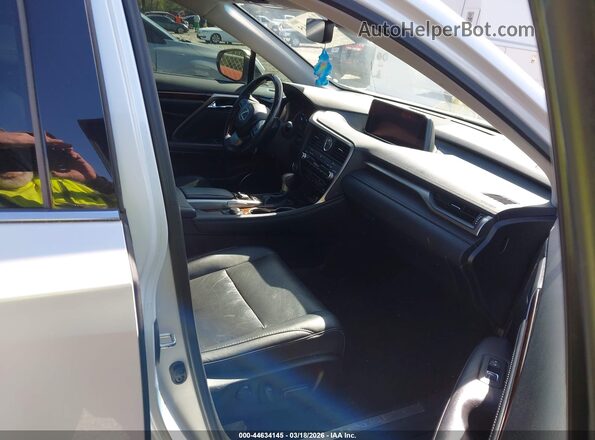 2T2ZZMCA7HC075882 2017 LEXUS RX 350 Белый Вид салона спереди