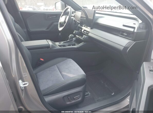 2T36CRAV1TW003635 2026 TOYOTA RAV4 Champagne Вид салона спереди