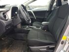 2017 Toyota Rav4 Le Серебряный vin: 2T3BFREV4HW545819