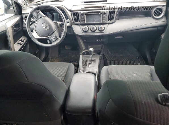 2T3BFREV4HW545819 2017 TOYOTA LE Серебряный Вид панели приборов