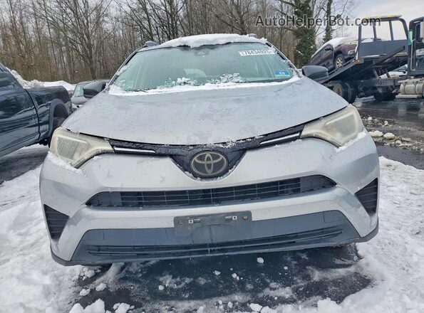 2T3BFREV4HW545819 2017 TOYOTA LE Серебряный Вид спереди