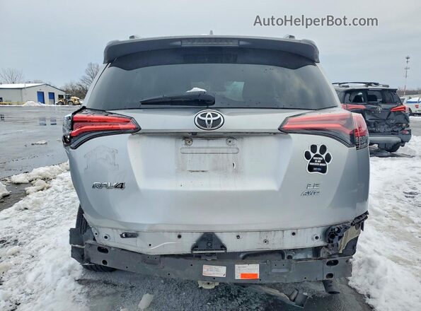 2T3BFREV4HW545819 2017 TOYOTA LE Серебряный Вид сзади