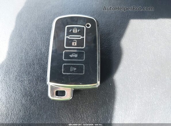 2T3DFREV4HW549409 2017 TOYOTA LIMITED White Vista del salpicadero