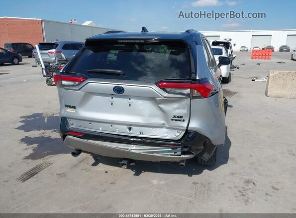 2T3E6RFV8RW069541 2024 TOYOTA RAV4 HYBRID Silver 