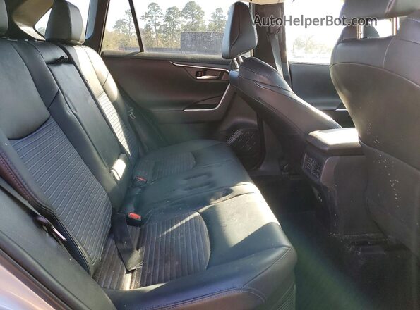 2T3E6RFVXMW003517 2021 TOYOTA RAV4 Серебряный Вид задних сидений