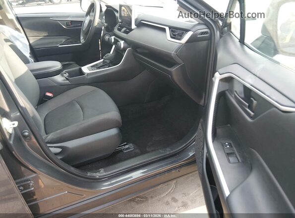 2T3F1RFV5RW444336 2024 TOYOTA LE Gray Вид салону спереду