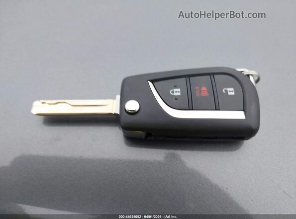 2T3H1RFV4SW414873 2025 TOYOTA LE Белый Вид панели приборов