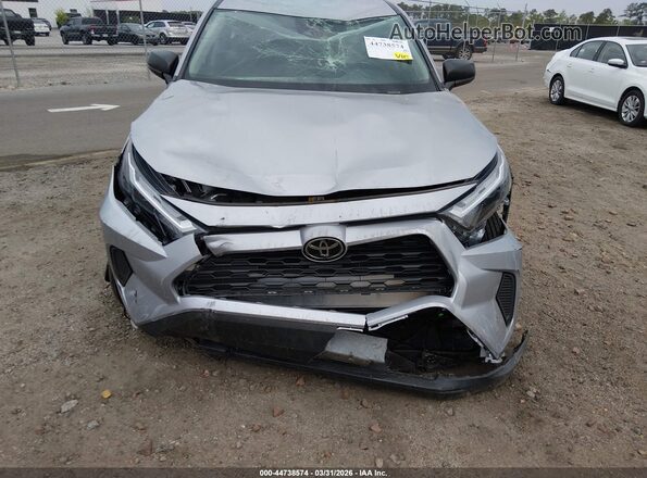 2T3H1RFV9RC278803 2024 TOYOTA LE Серебряный Вид спереди