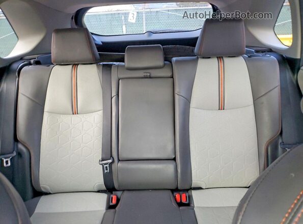 2T3J1RFV1KW019681 2019 TOYOTA RAV4 Черный Вид задних сидений