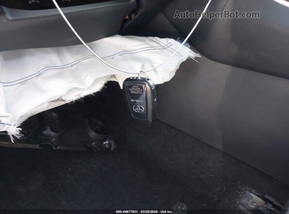 2T3J1RFV4LC135668 2020 TOYOTA RAV4 Красный Вид панели приборов