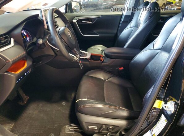 2T3J1RFV6KW003105 2019 TOYOTA RAV4 Серый Вид салона спереди