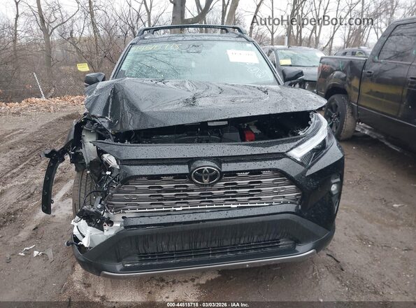 2T3N1RFV1SW628237 2025 TOYOTA LIMITED Black Rear interior view