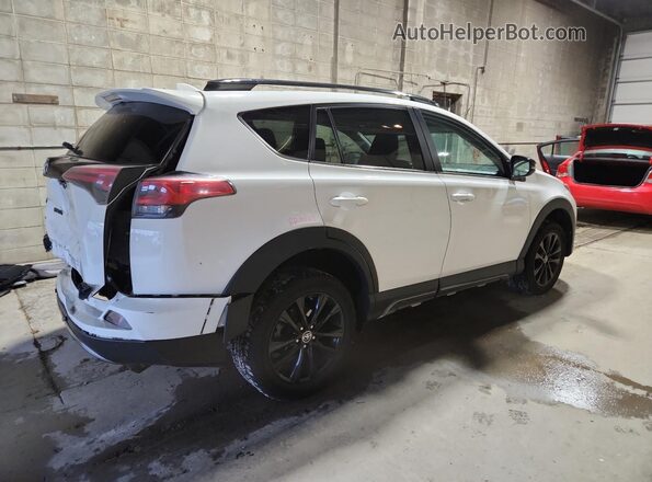 2T3RFREV4JW744180 2018 TOYOTA RAV4 Белый Задняя правая четверть