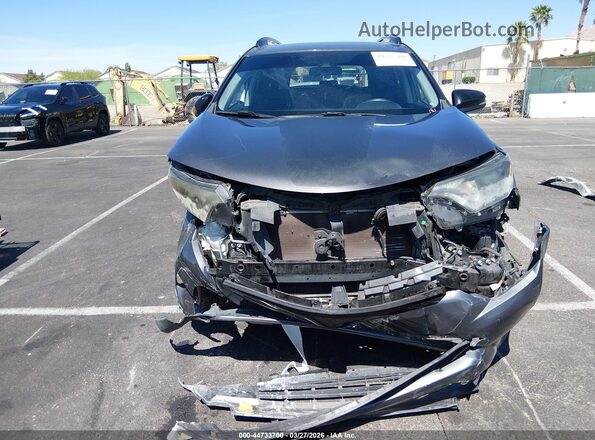 2T3RFREV7JW798282 2018 TOYOTA RAV4 Серый Вид панели приборов