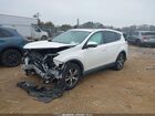 2018 Toyota Rav4 Xle White vin: 2T3RFREV9JW771648