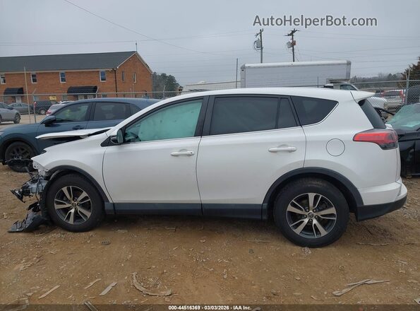 2T3RFREV9JW771648 2018 TOYOTA LE White Widok wnętrza 360 stopni